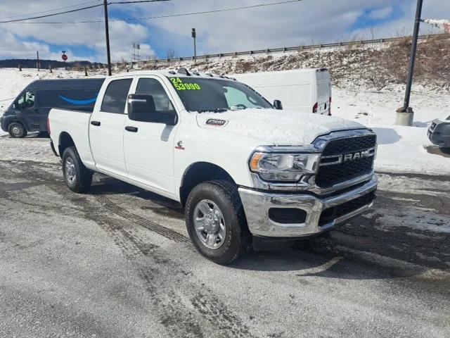 2024 RAM 2500 Tradesman Crew Cab 4x4 64 Box