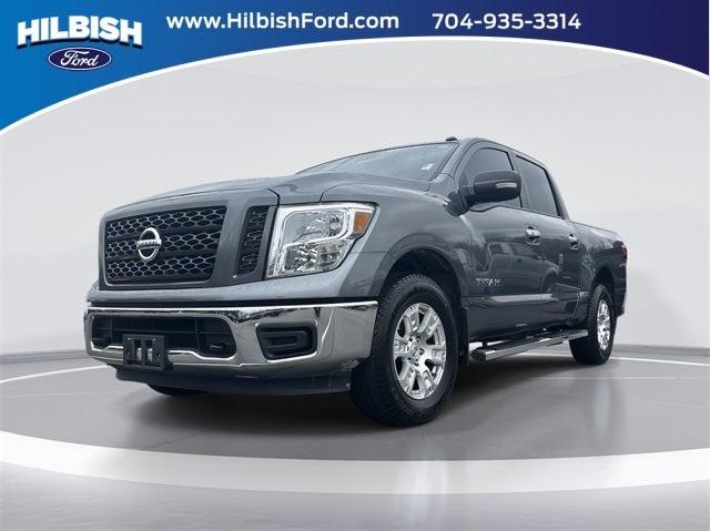 2019 Nissan TITAN SV