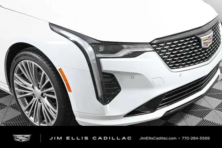 2025 Cadillac CT4 Premium Luxury RWD