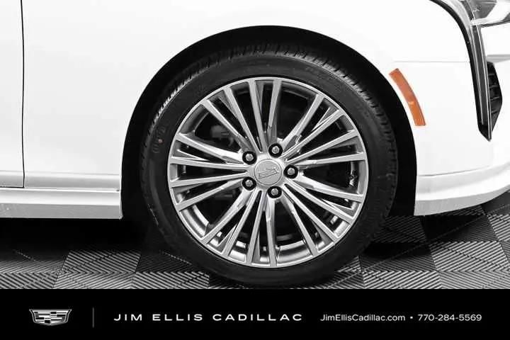 2025 Cadillac CT4 Premium Luxury RWD