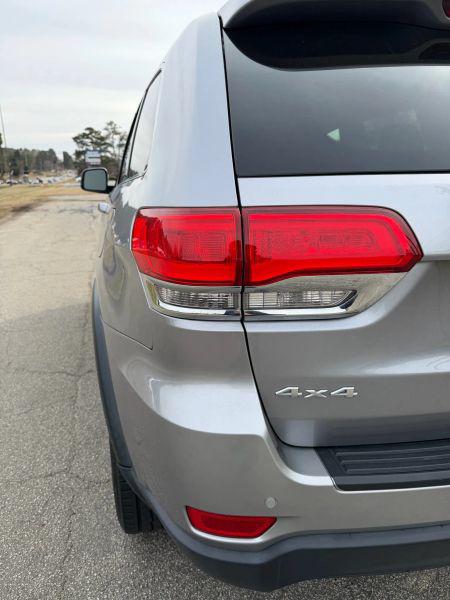 2018 Jeep Grand Cherokee Laredo E 4x4