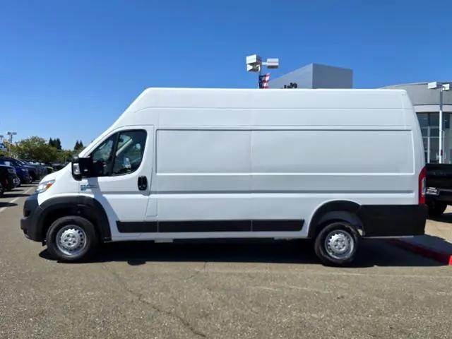 2025 Ram ProMaster Step Van Super High Roof 159" WB EXT
