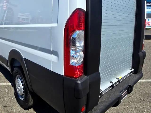 2025 Ram ProMaster Step Van Super High Roof 159" WB EXT