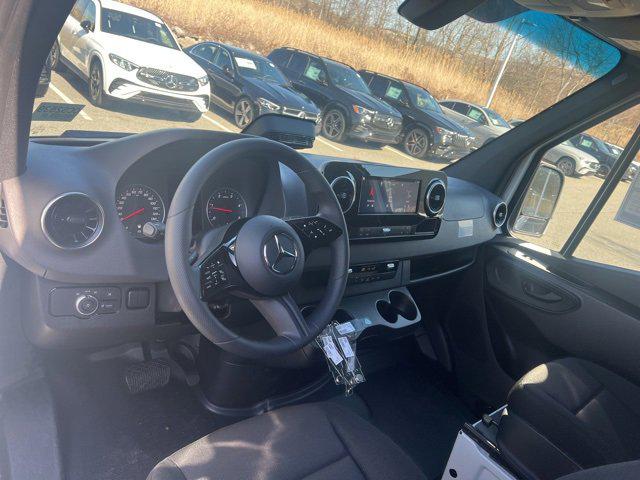 2025 Mercedes-Benz Sprinter 2500 Cargo 170 WB
