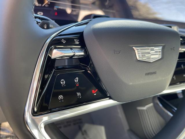2025 Cadillac Escalade Luxury 1