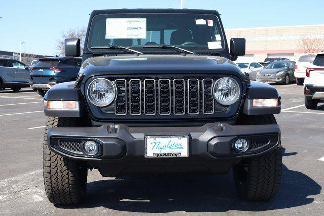 2025 Jeep Gladiator GLADIATOR NIGHTHAWK 4X4