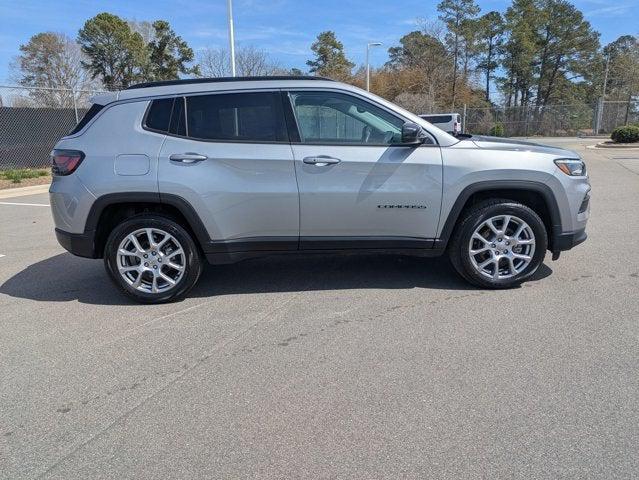 2022 Jeep Compass Latitude Lux 4x4