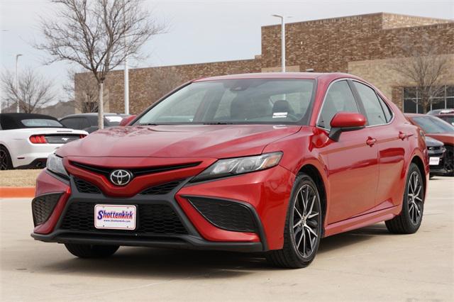 2021 Toyota Camry SE
