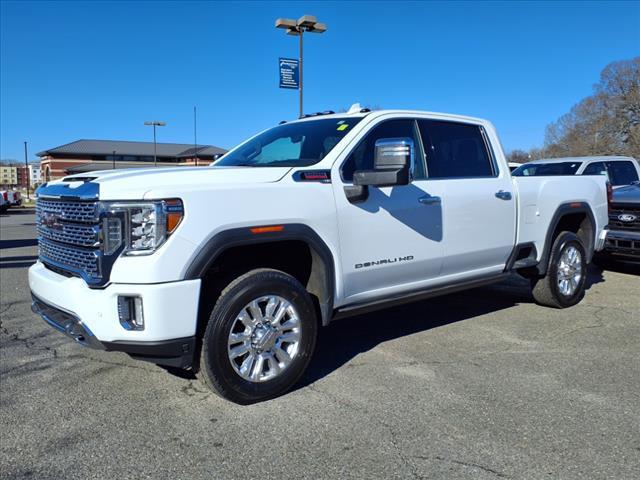 2022 GMC Sierra 2500HD 4WD Crew Cab Standard Bed Denali