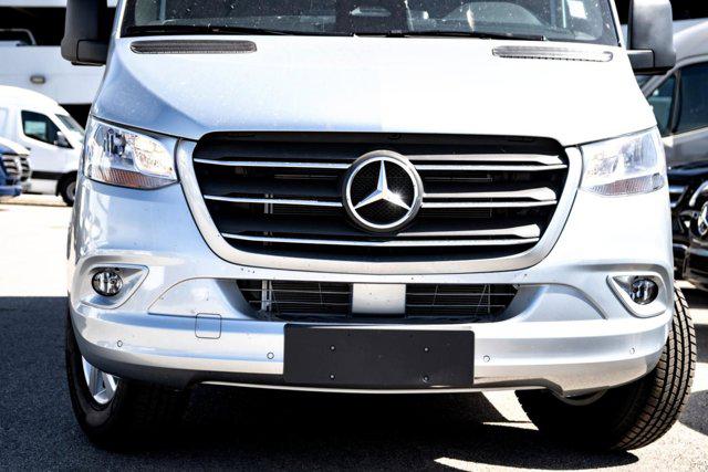 2025 Mercedes-Benz Sprinter 2500 Standard Roof 4-Cyl Diesel HO