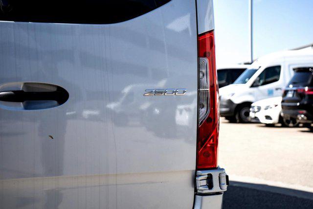 2025 Mercedes-Benz Sprinter 2500 Standard Roof 4-Cyl Diesel HO