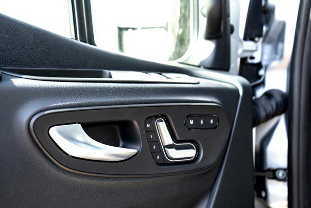 2025 Mercedes-Benz Sprinter 2500 Standard Roof 4-Cyl Diesel HO