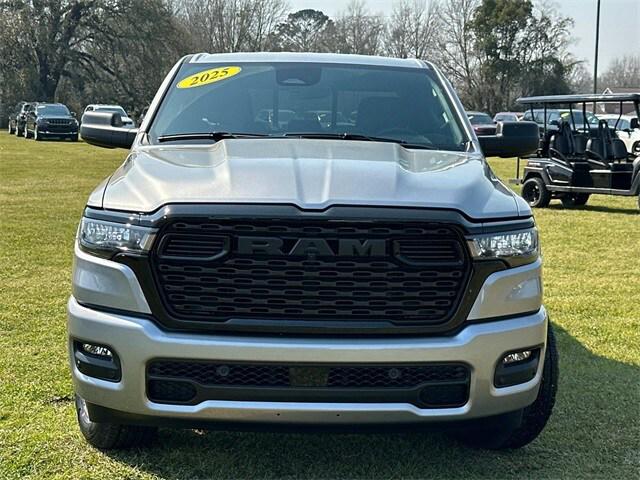 2025 RAM Ram 1500 RAM 1500 TRADESMAN CREW CAB 4X4 57 BOX