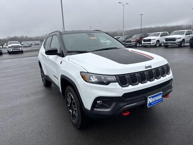 2025 Jeep Compass COMPASS TRAILHAWK 4X4