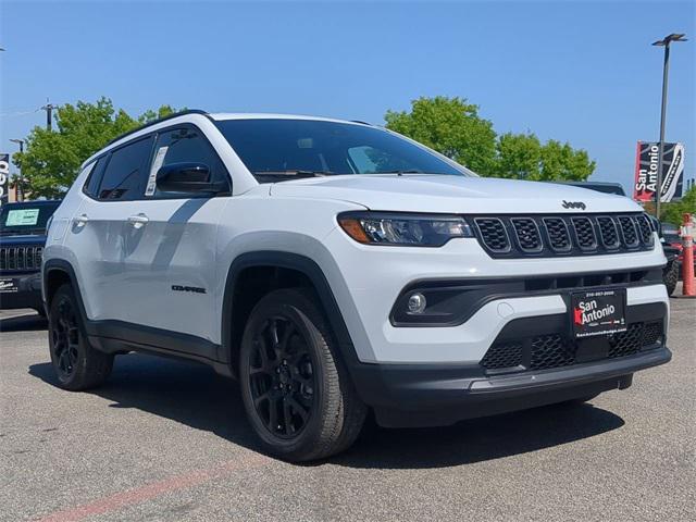 2025 Jeep Compass COMPASS LATITUDE 4X4