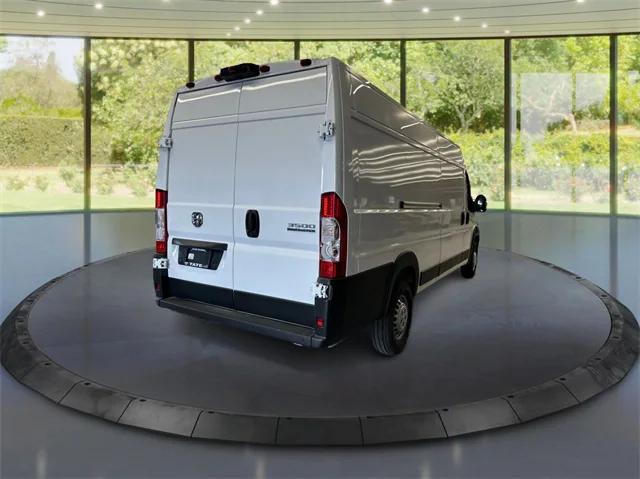 2025 RAM Ram ProMaster RAM PROMASTER 3500 TRADESMAN CARGO VAN HIGH ROOF 159 WB EXT