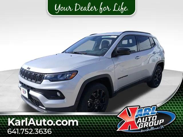 2025 Jeep Compass COMPASS LATITUDE 4X4