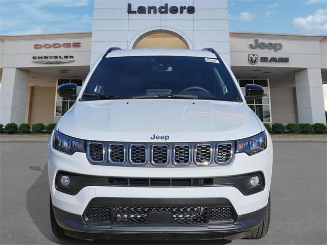 2025 Jeep Compass COMPASS LATITUDE 4X4