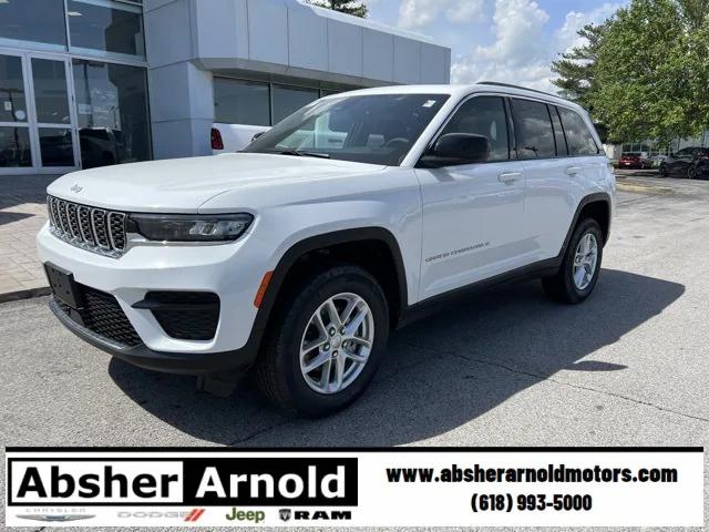 2025 Jeep Grand Cherokee GRAND CHEROKEE LAREDO X 4X4