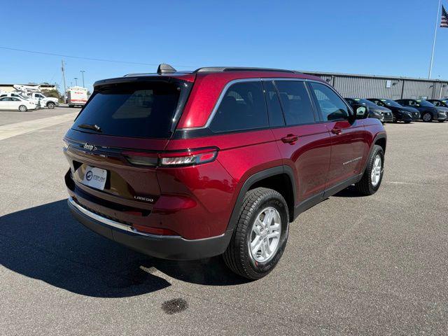 2025 Jeep Grand Cherokee GRAND CHEROKEE LAREDO 4X2