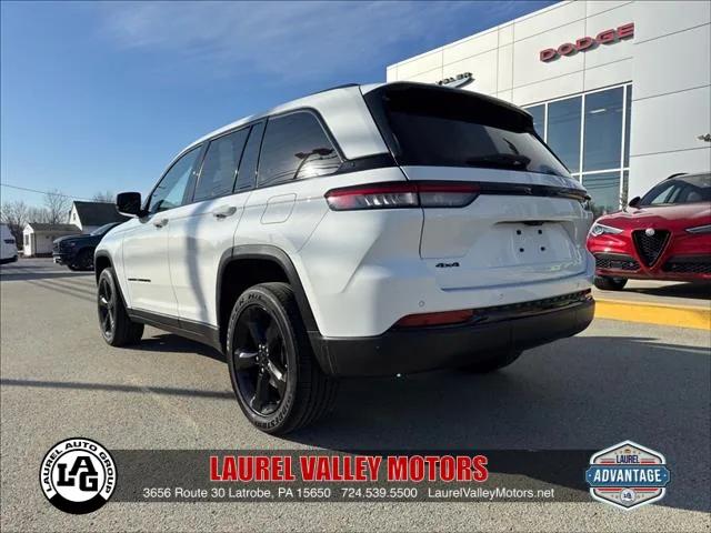 2023 Jeep Grand Cherokee Altitude 4x4