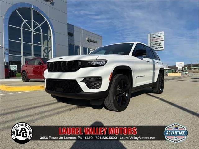 2023 Jeep Grand Cherokee Altitude 4x4