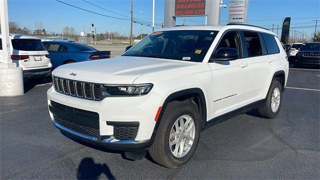 2023 Jeep Grand Cherokee L Laredo 4x2