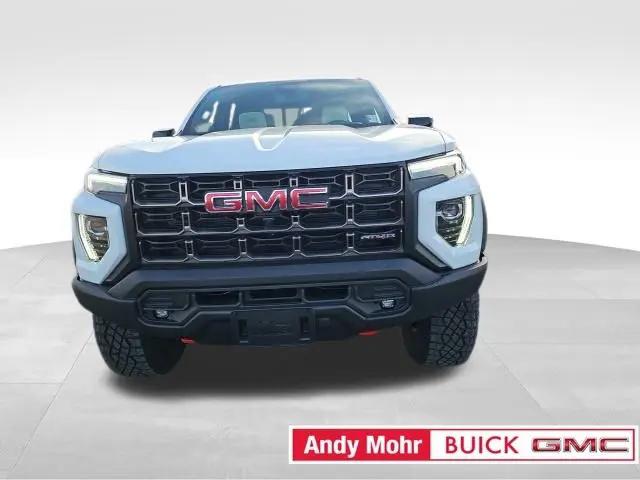 2025 GMC Canyon 4WD AT4