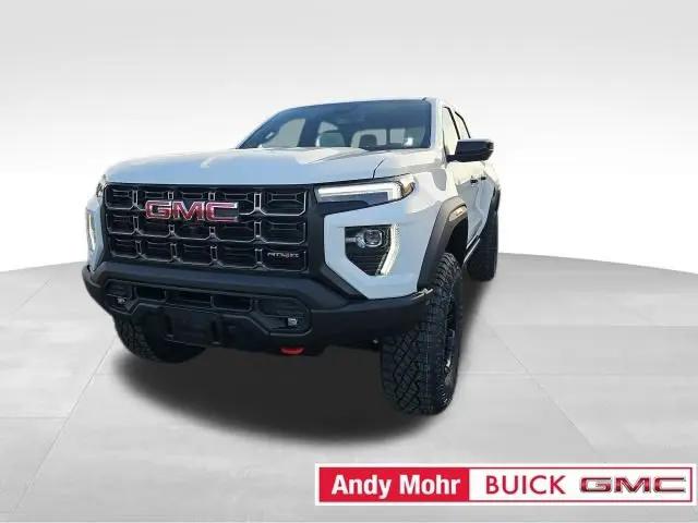 2025 GMC Canyon 4WD AT4