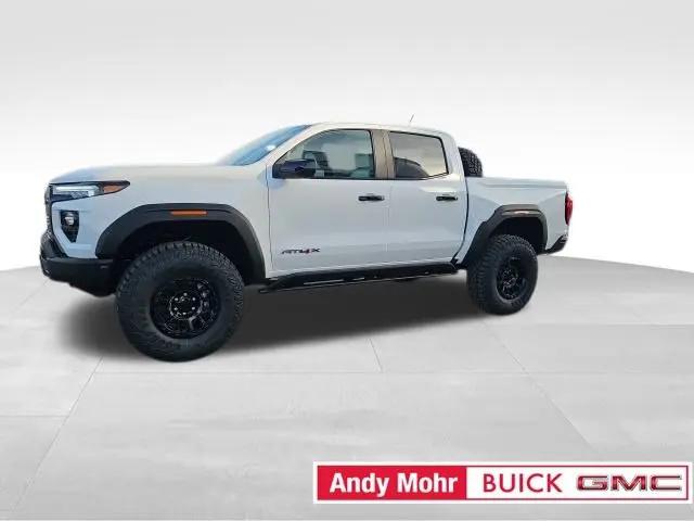 2025 GMC Canyon 4WD AT4
