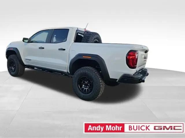 2025 GMC Canyon 4WD AT4