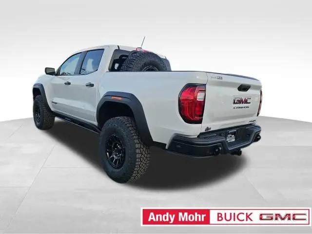2025 GMC Canyon 4WD AT4