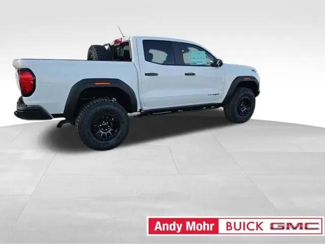 2025 GMC Canyon 4WD AT4