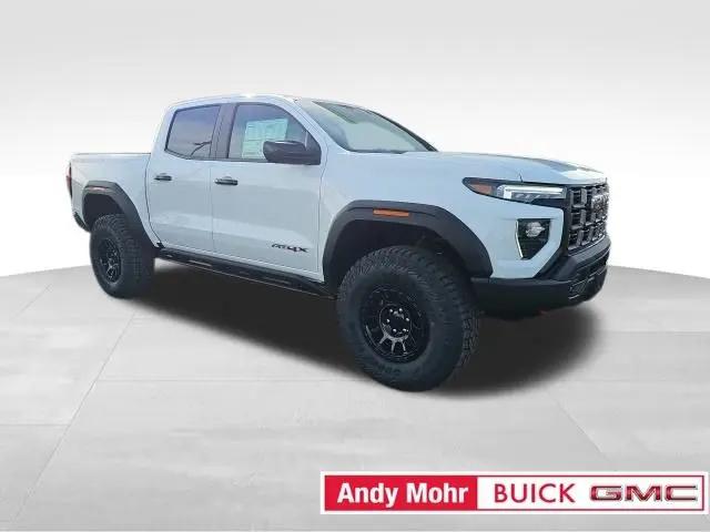 2025 GMC Canyon 4WD AT4