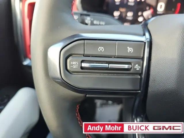 2025 GMC Canyon 4WD AT4