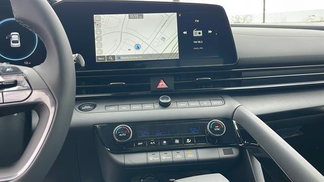 2025 Hyundai Elantra Blue - Photo 13