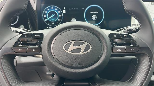 2025 Hyundai Elantra Blue - Photo 18