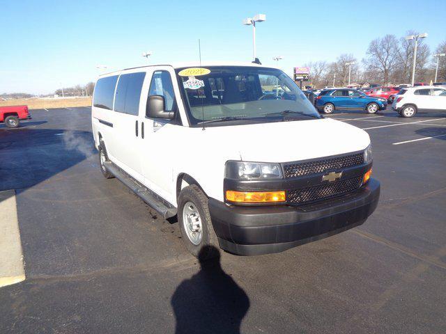 2022 Chevrolet Express Passenger RWD 3500 Extended Wheelbase LS