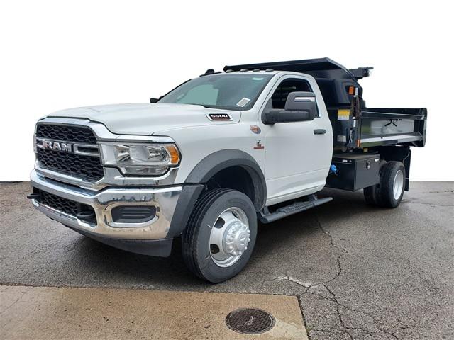 2024 RAM Ram 5500 Chassis Cab RAM 5500 TRADESMAN CHASSIS REGULAR CAB 4X4 60 CA