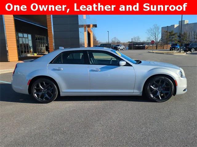2023 Chrysler 300 300S