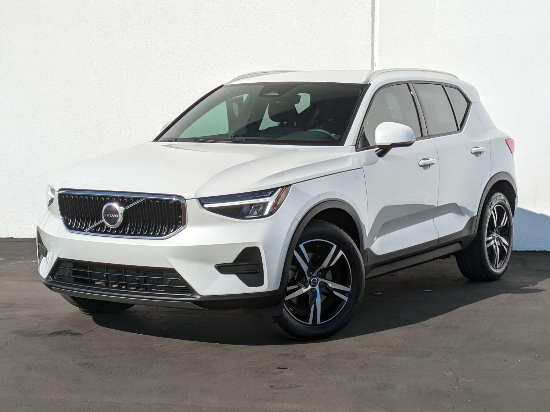 New 2025 Volvo XC40 For Sale at Volvo Cars Manhattan | VIN