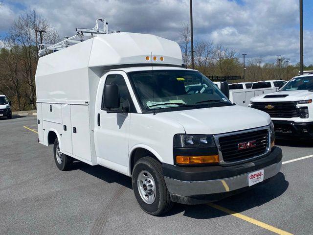 2024 GMC Savana Cutaway Work Van