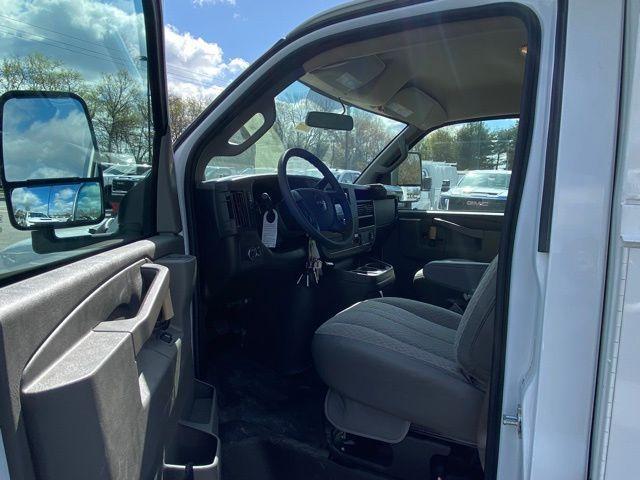 2024 GMC Savana Cutaway Work Van
