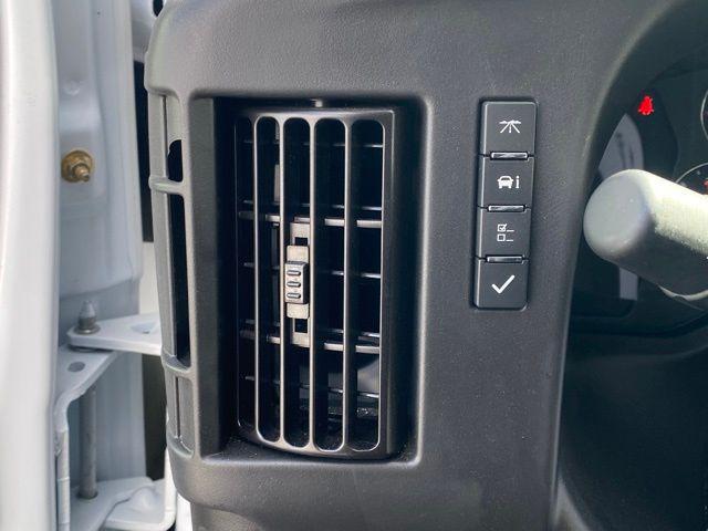 2024 GMC Savana Cutaway Work Van