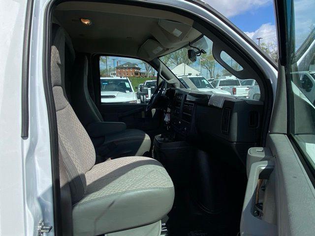 2024 GMC Savana Cutaway Work Van