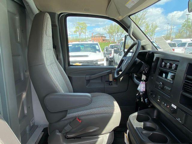 2024 GMC Savana Cutaway Work Van