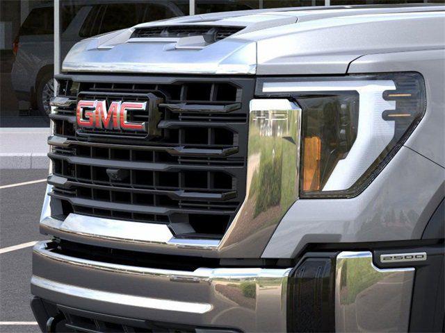 2025 GMC Sierra 2500HD 4WD Double Cab Standard Bed Pro