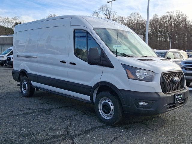 2025 Ford Transit Cargo Van Base