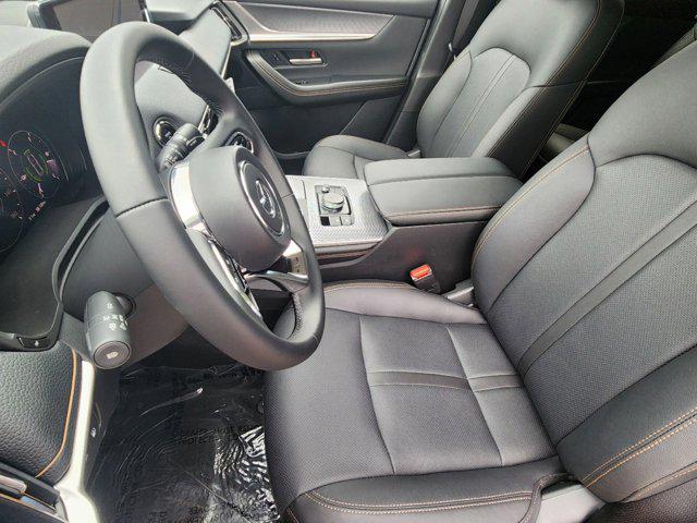 2025 Mazda CX-70 Premium Package