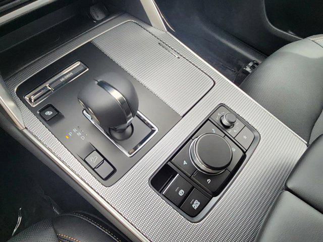 2025 Mazda CX-70 Premium Package